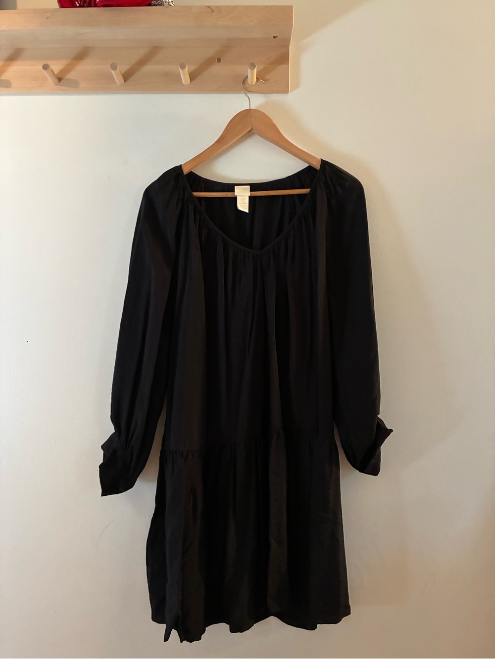 H&M Black Long-Sleeve Tiered Dress
